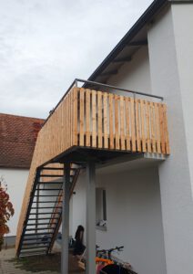 Holzverkleidung Balkon