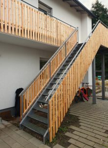 Treppenverkleidung Garten