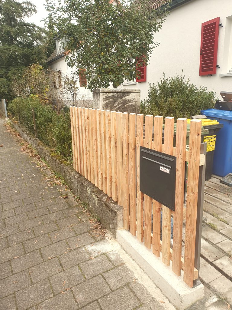 Zaunelement